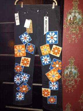 Watson Relaxed Men’s Jeans in Black with Orange & Blue Floral Patches